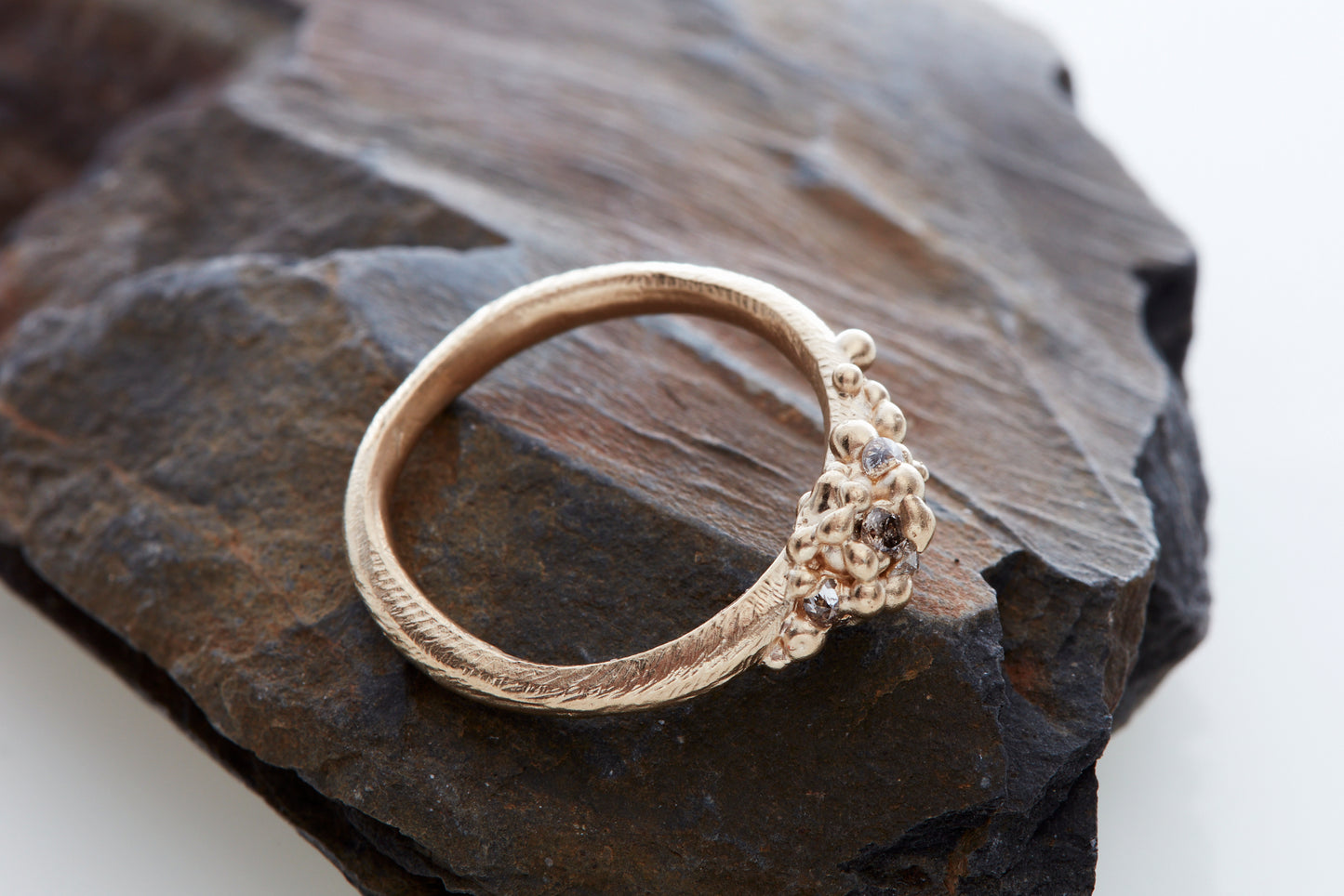 Diamond Molecule Ring