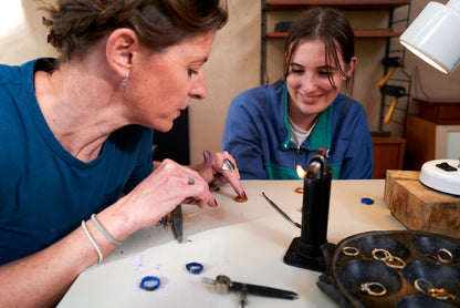 Private group session . Create together with family and friends.