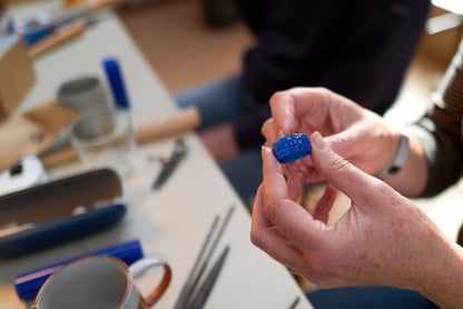 Private group session . Create together with family and friends.